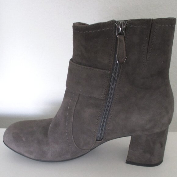 Earthies "Athena" Womens Slate Gray Suede Side Zip Ankle Boot - Size 6.5M - Picture 5 of 7